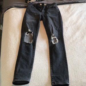 Levi’s Washed Black 721 High Rise Skinny